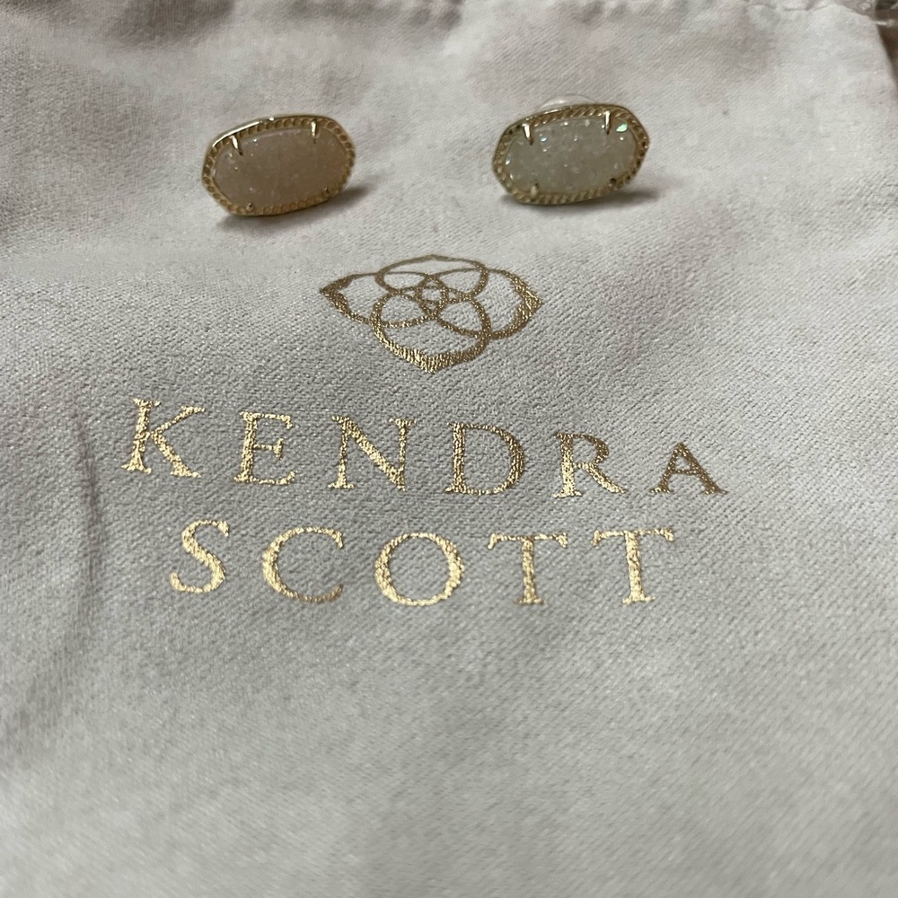 Kendra Scott Studs